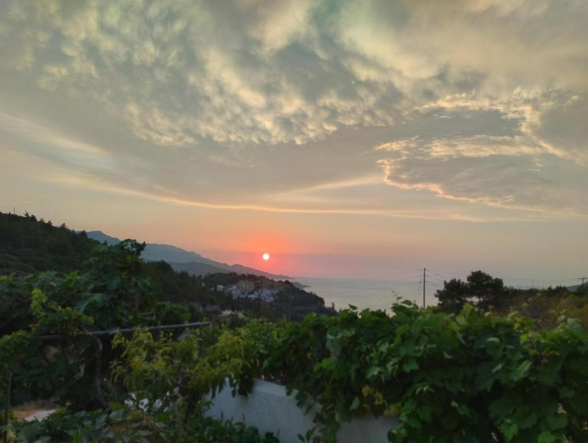 Villa Sunset Samos Town Exterior foto